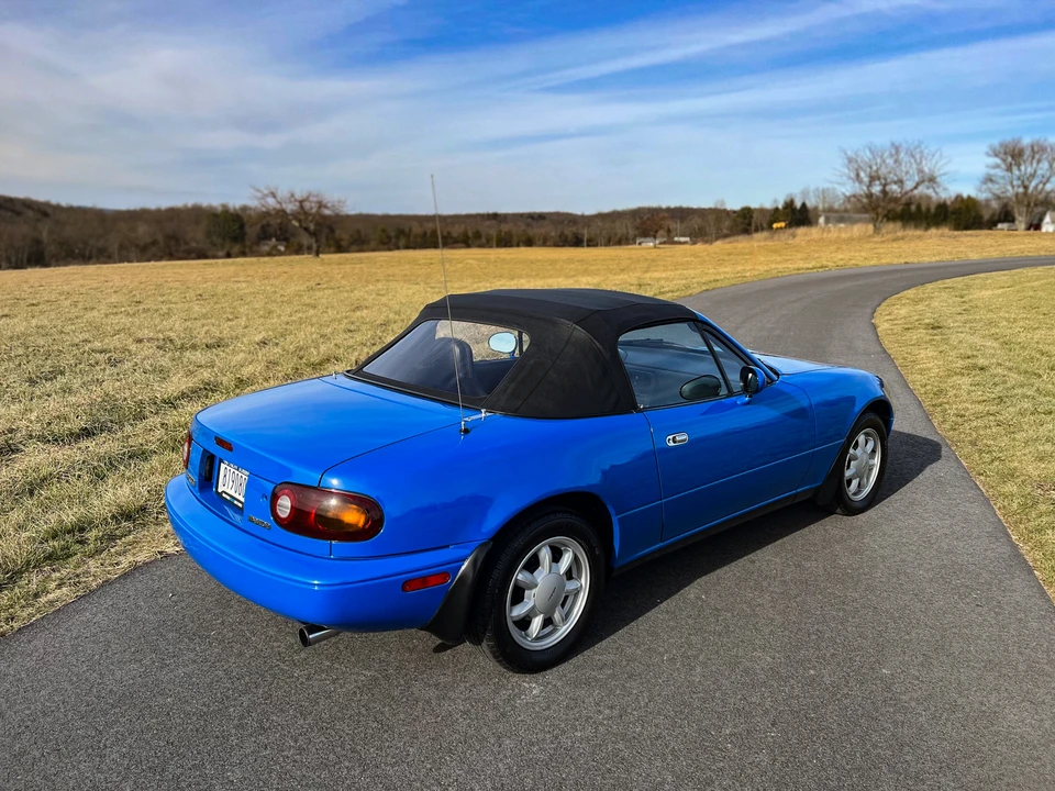1991 Mazda NA MX-5 Miata - Image 22 of 31