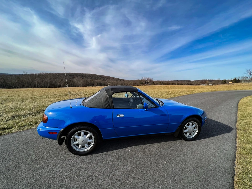 1991 Mazda NA MX-5 Miata - Image 18 of 31