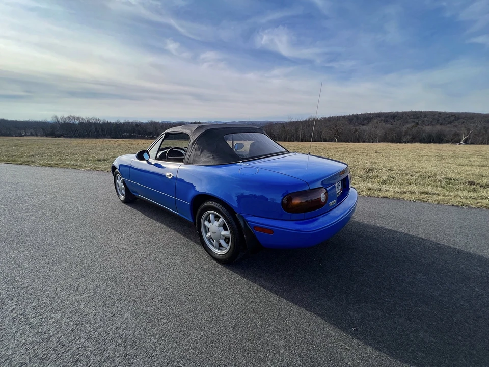 1991 Mazda NA MX-5 Miata - Image 25 of 31