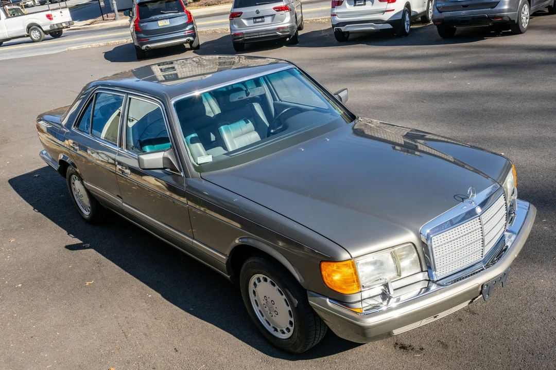 1991 Mercedes-Benz W126 S-Class Sedan - Image 13 of 31