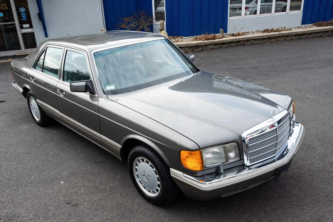 1991 Mercedes-Benz W126 S-Class Sedan - Image 14 of 31