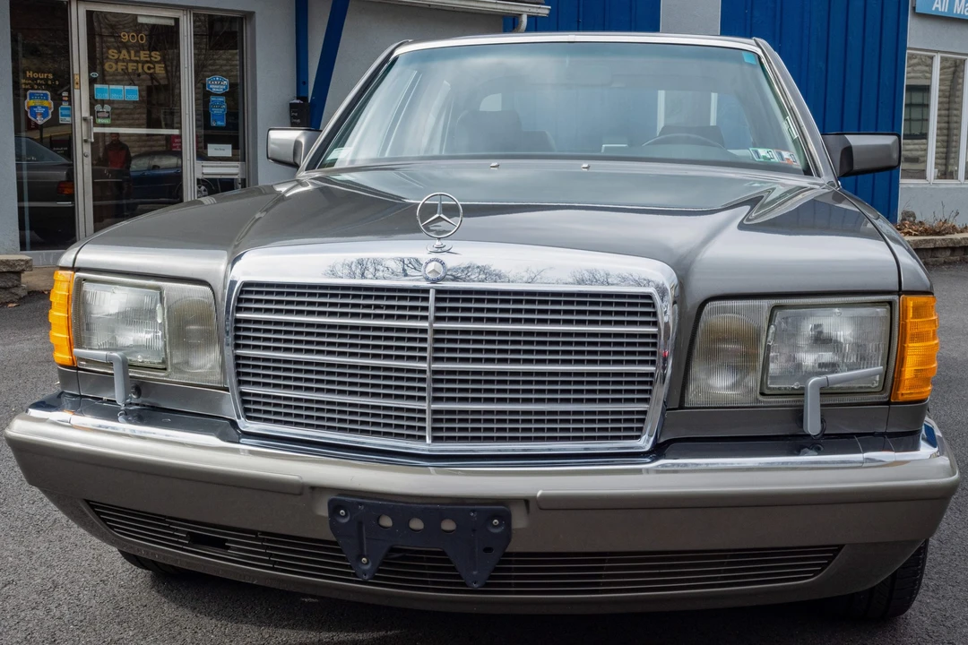 1991 Mercedes-Benz W126 S-Class Sedan - Image 16 of 31