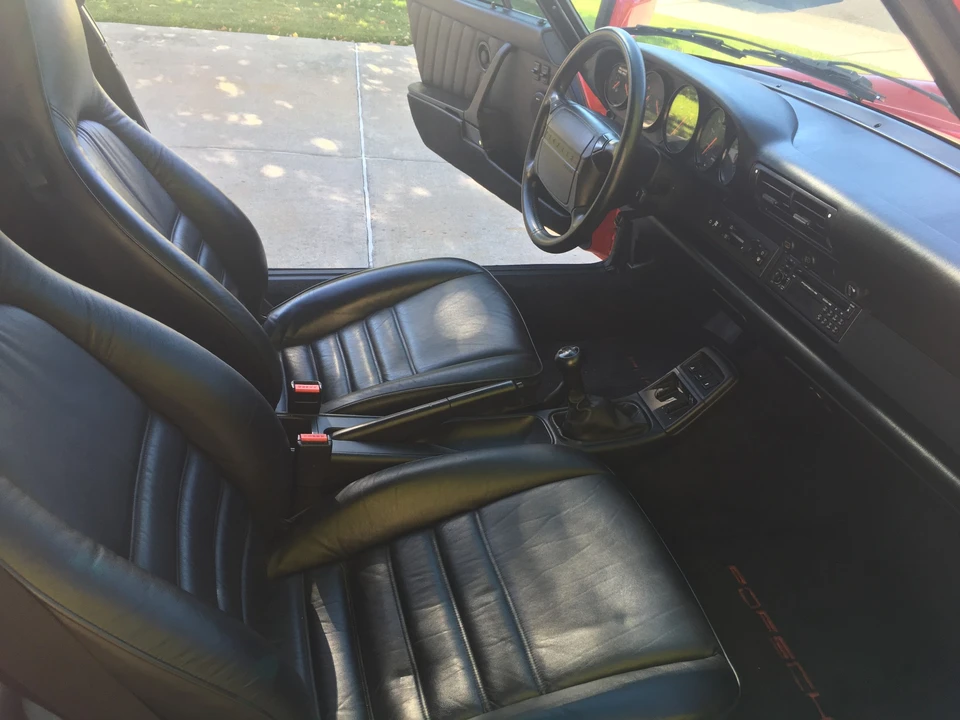1991 Porsche 964 Carrera 4 - Image 26 of 31