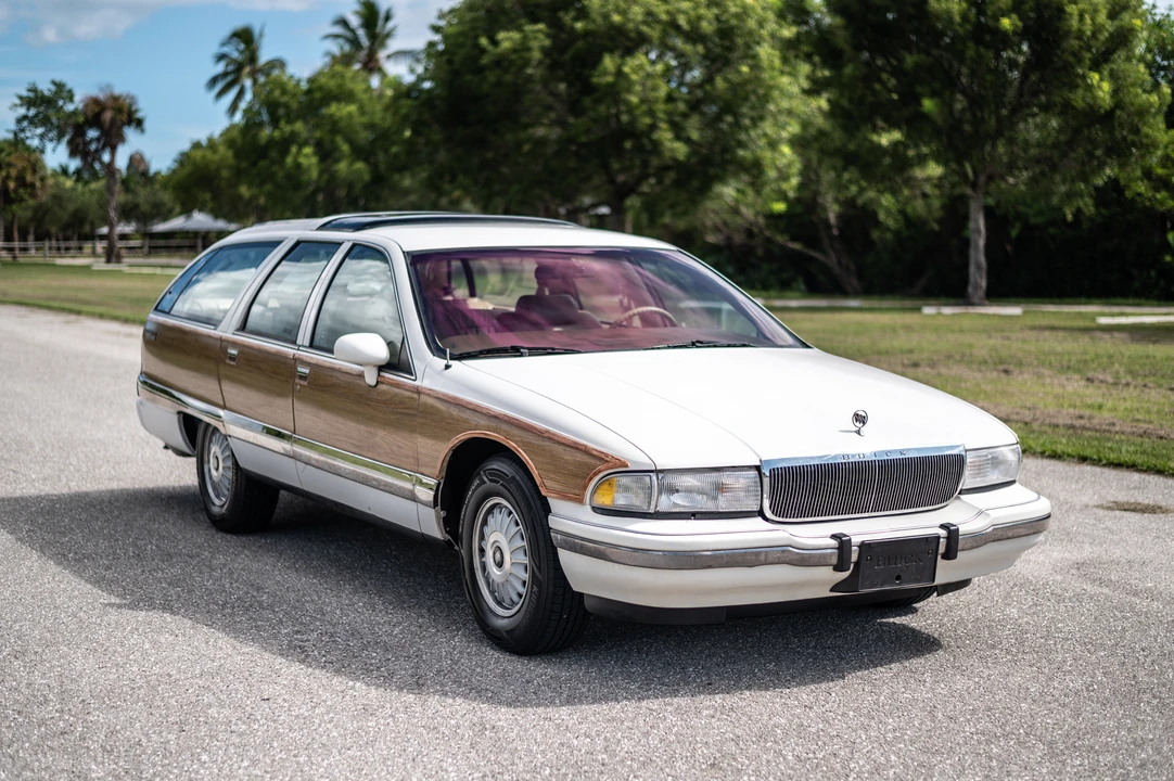 1992 Buick Roadmaster - Image 9 of 31