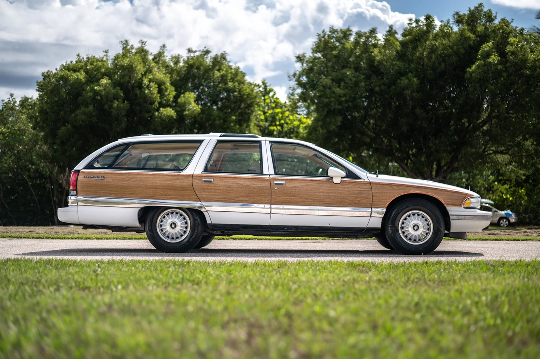 1992 Buick Roadmaster - Image 15 of 31