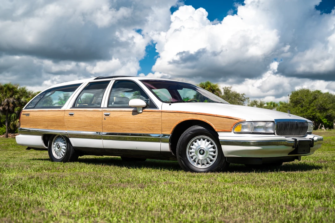 1992 Buick Roadmaster - Image 11 of 31