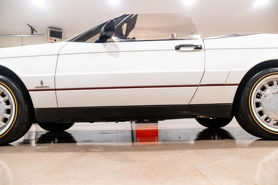1992 Cadillac Allante - Image 21 of 31