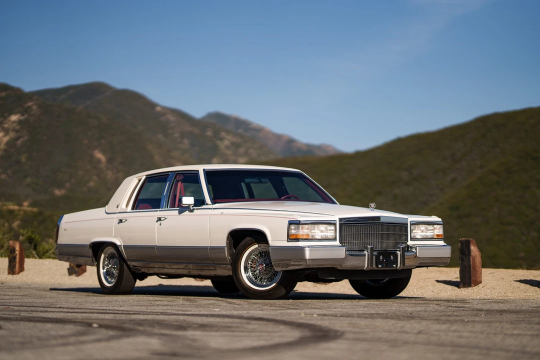 1992 Cadillac Brougham - Image 6 of 31