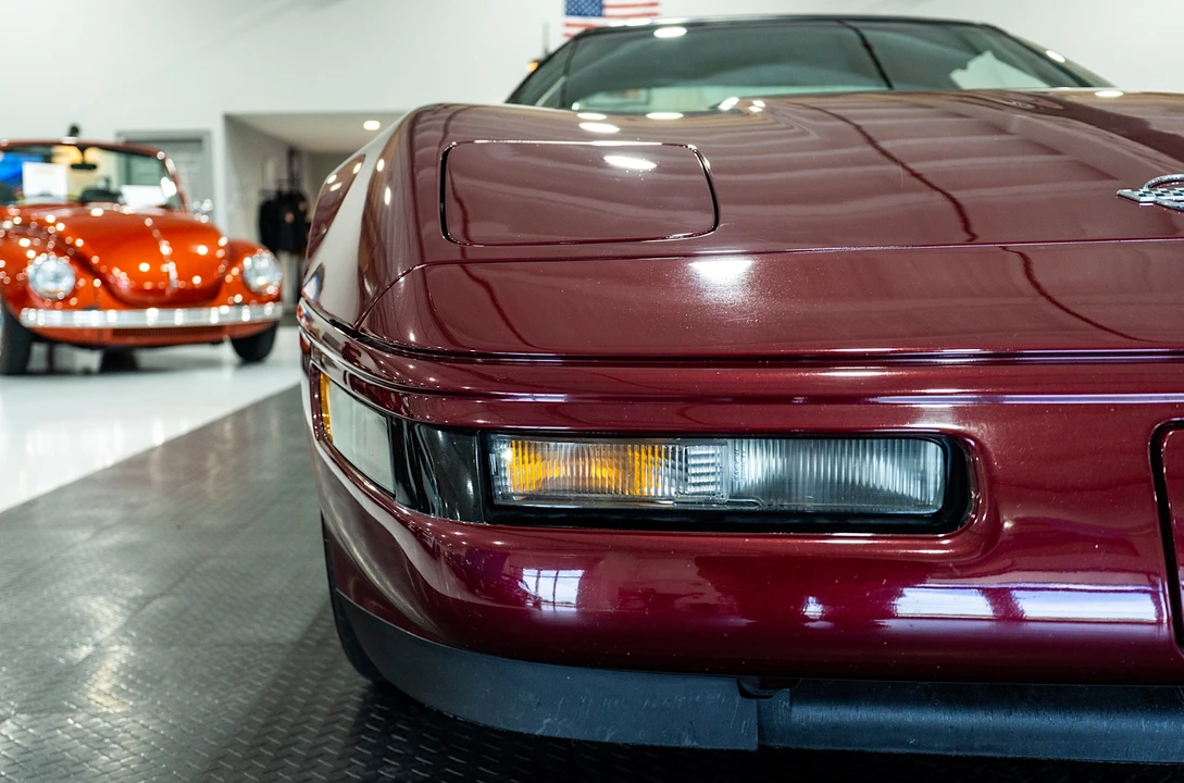 1993 Chevrolet Corvette C4 - Image 18 of 31