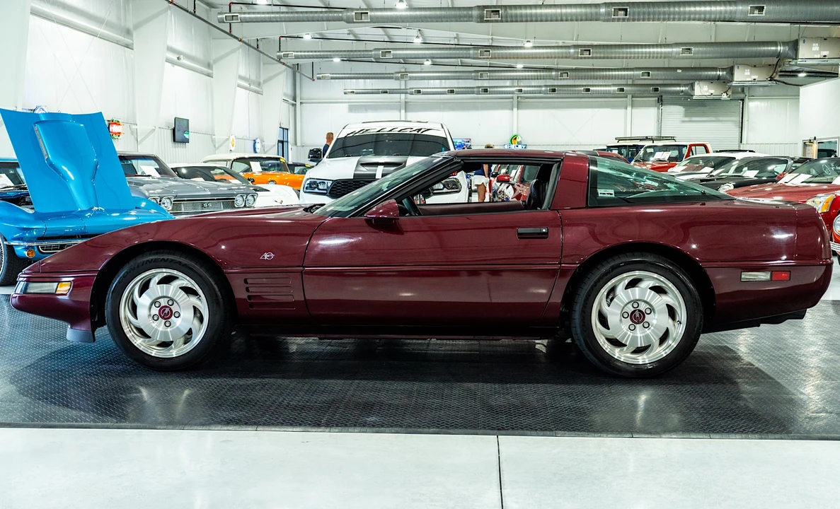 1993 Chevrolet Corvette C4 - Image 16 of 31