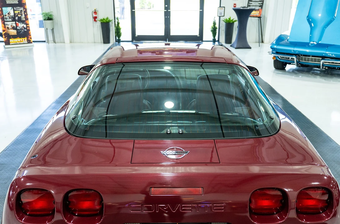 1993 Chevrolet Corvette C4 - Image 30 of 31