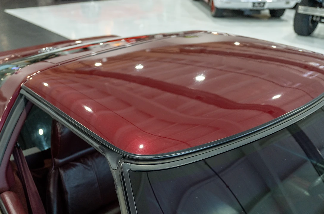 1993 Chevrolet Corvette C4 - Image 24 of 31
