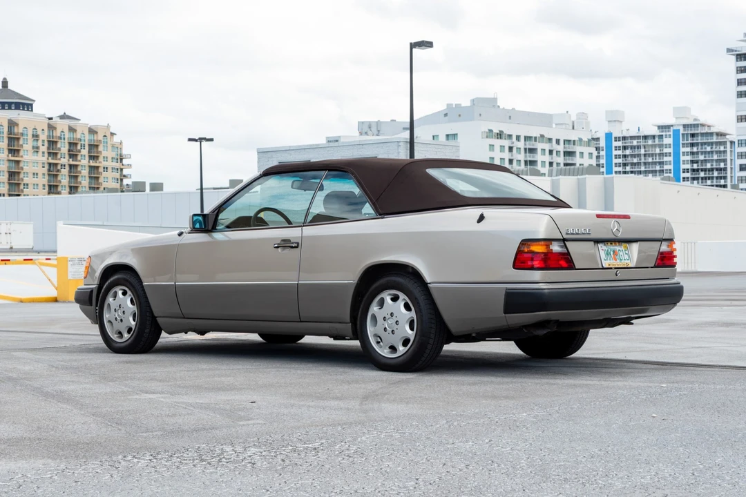 1993 Mercedes-Benz W124 E-Class - Image 3 of 31