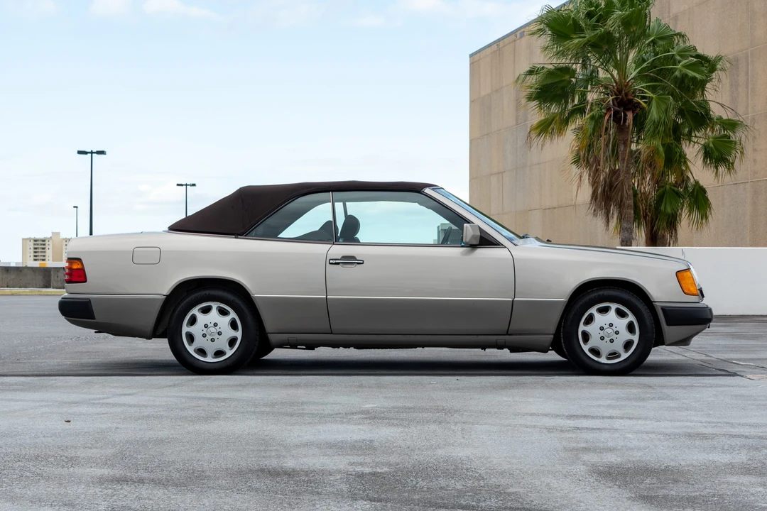 1993 Mercedes-Benz W124 E-Class - Image 6 of 31