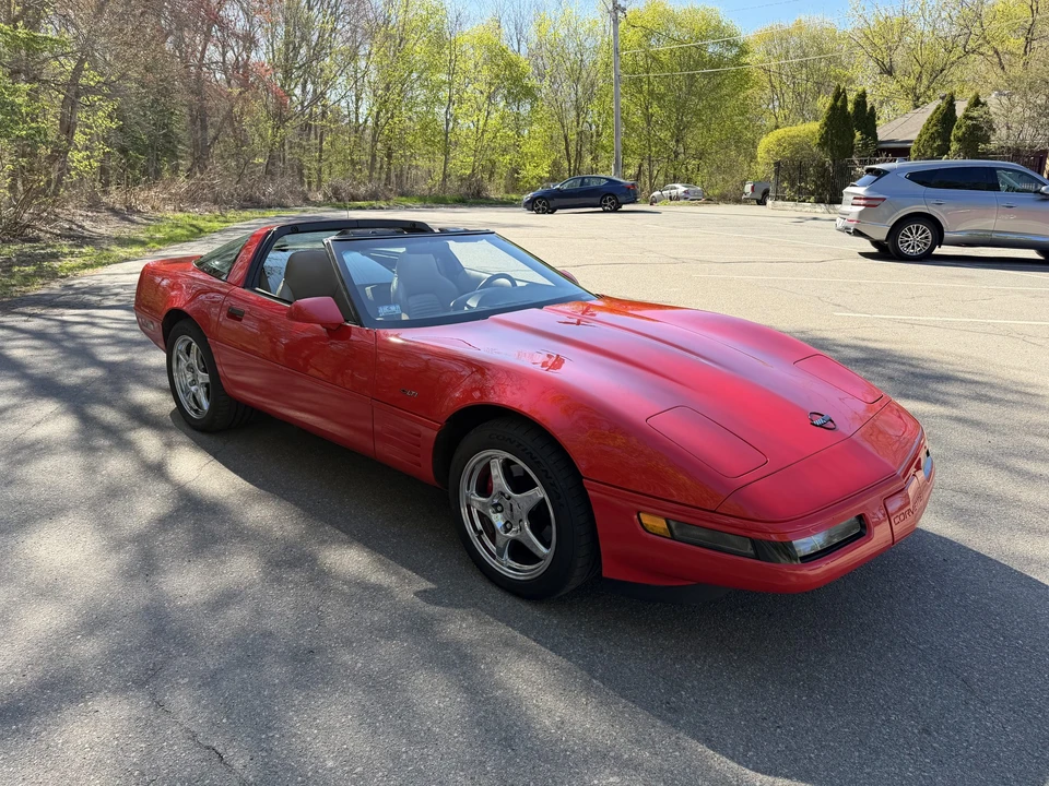 1994 Chevrolet Corvette C4 - Image 2 of 31