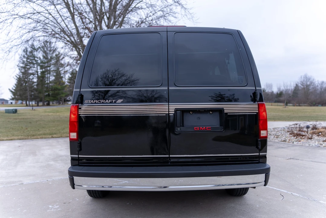1994 GMC G-series Van - Image 14 of 31