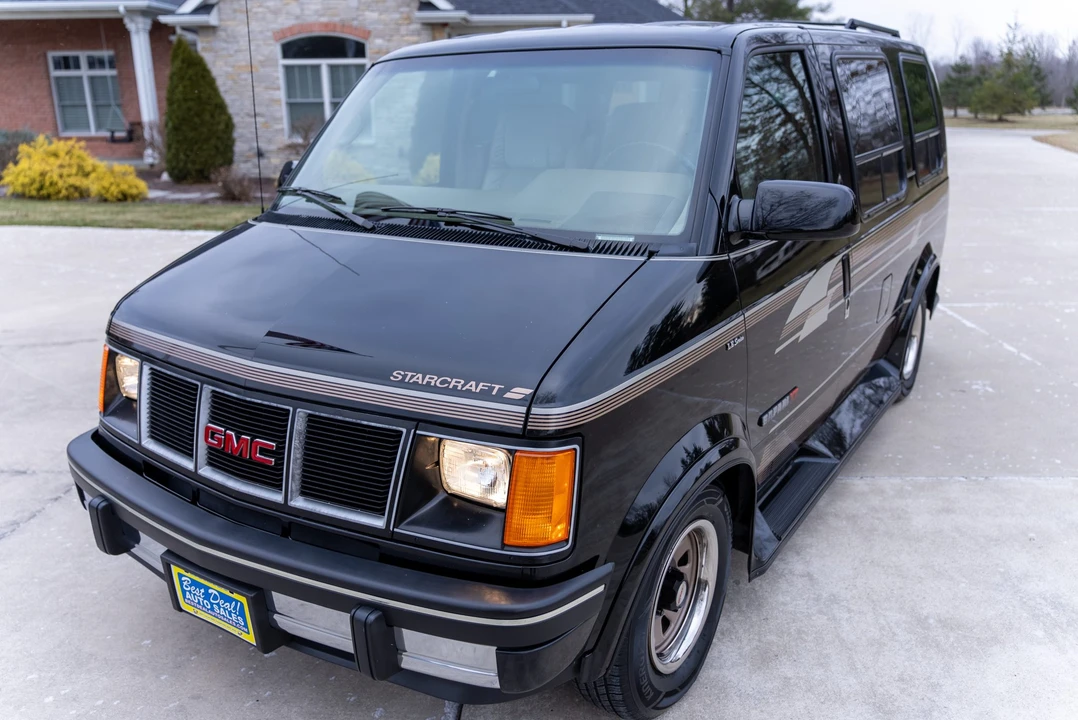 1994 GMC G-series Van - Image 5 of 31