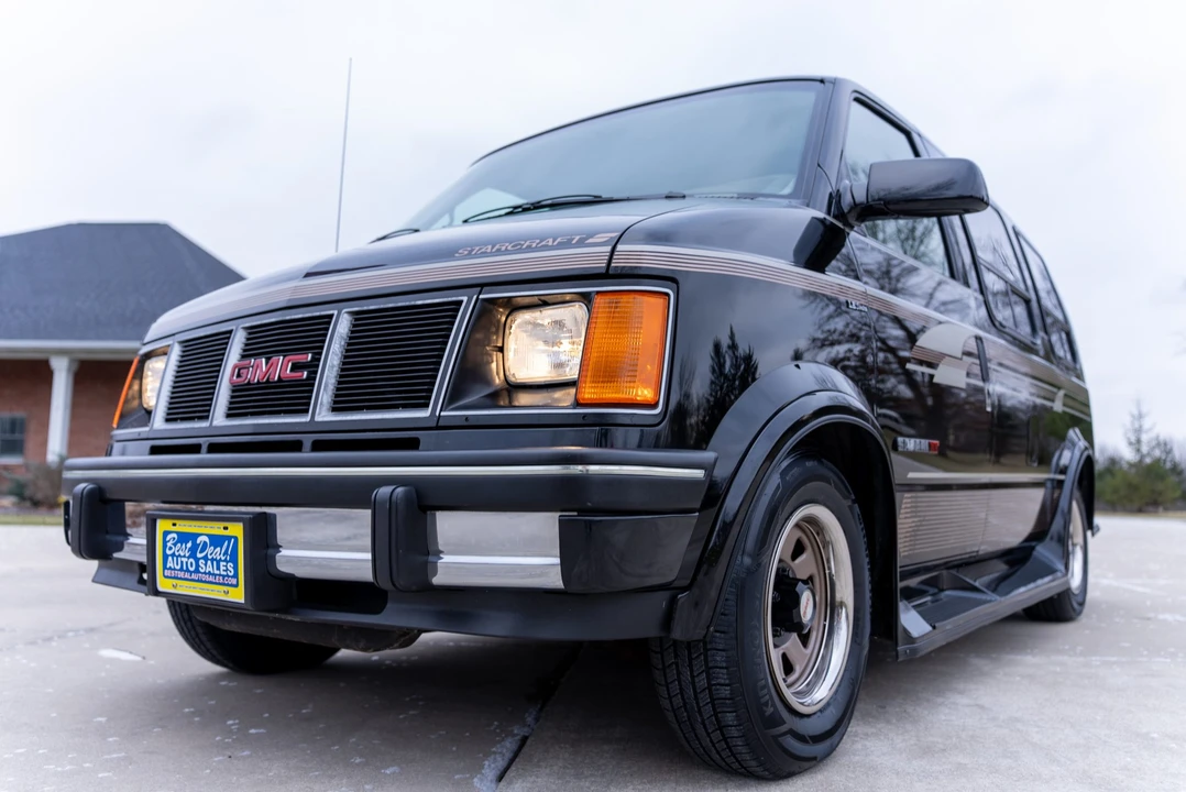 1994 GMC G-series Van - Image 4 of 31