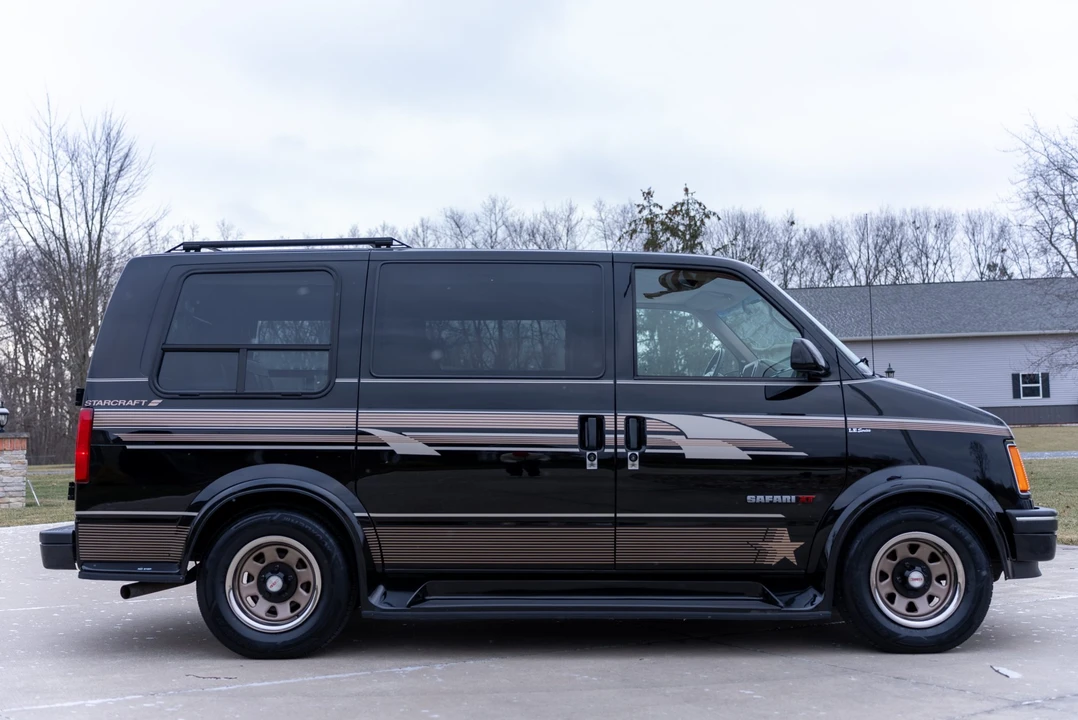1994 GMC G-series Van - Image 22 of 31