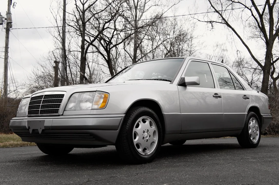 1994 Mercedes-Benz W124 E-Class - Image 30 of 31