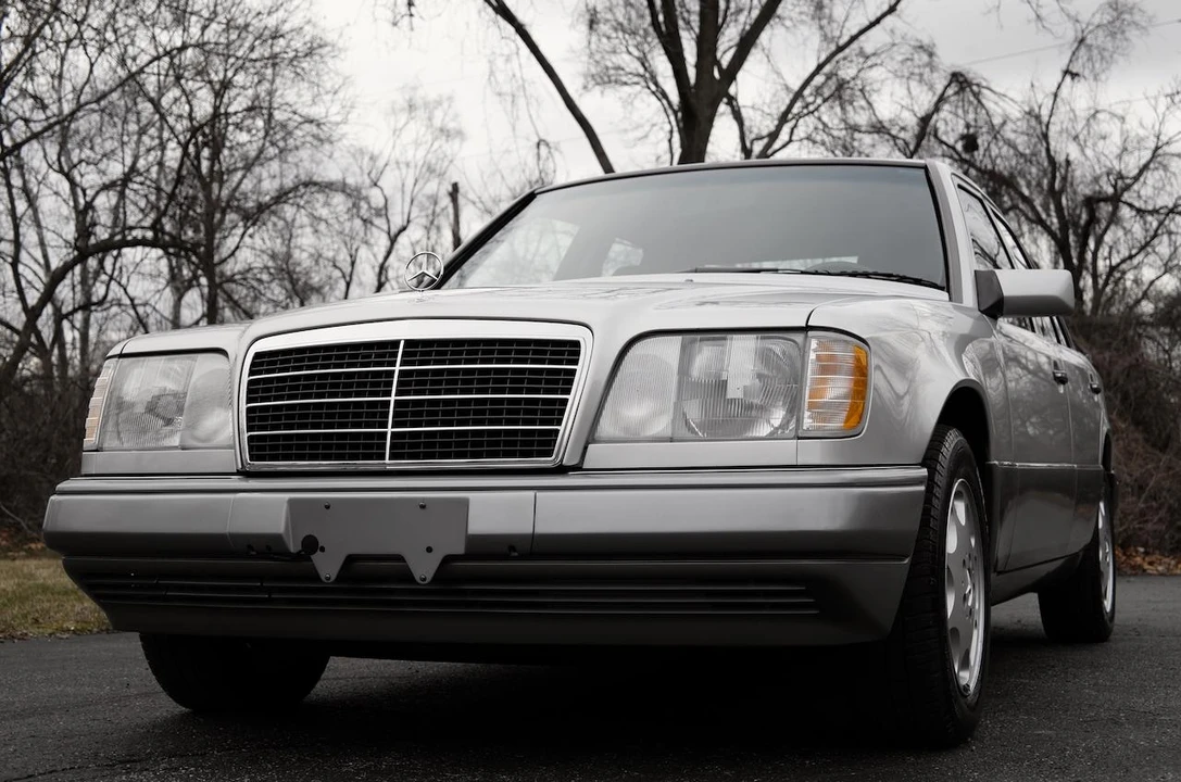 1994 Mercedes-Benz W124 E-Class - Image 25 of 31