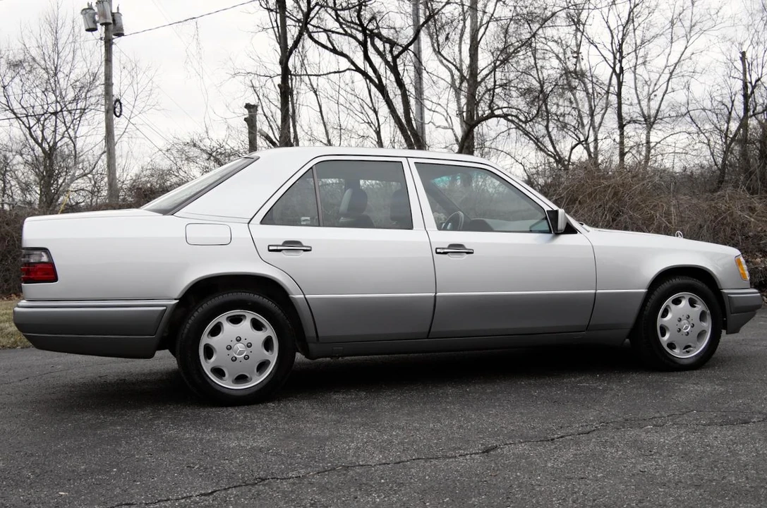 1994 Mercedes-Benz W124 E-Class - Image 16 of 31