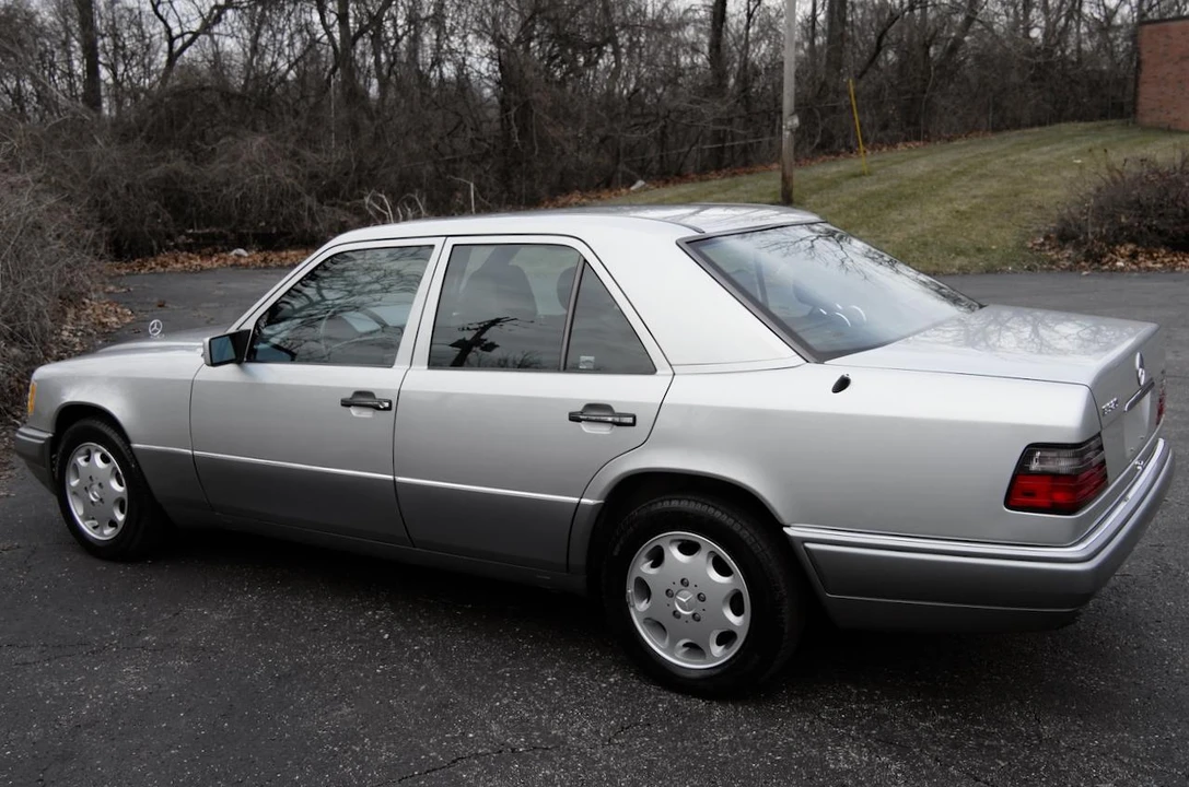 1994 Mercedes-Benz W124 E-Class - Image 7 of 31