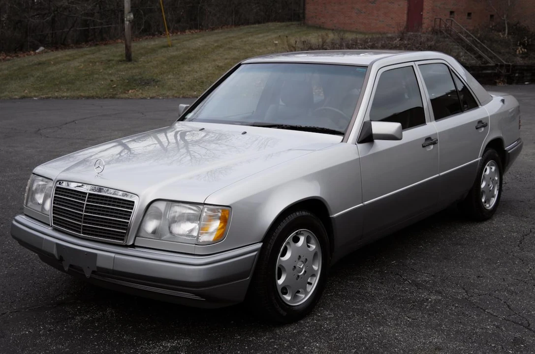 1994 Mercedes-Benz W124 E-Class - Image 3 of 31