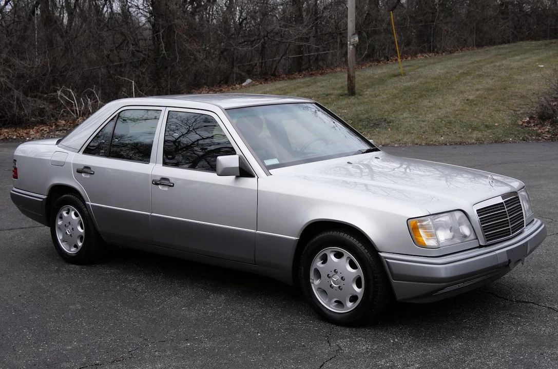 1994 Mercedes-Benz W124 E-Class - Image 17 of 31