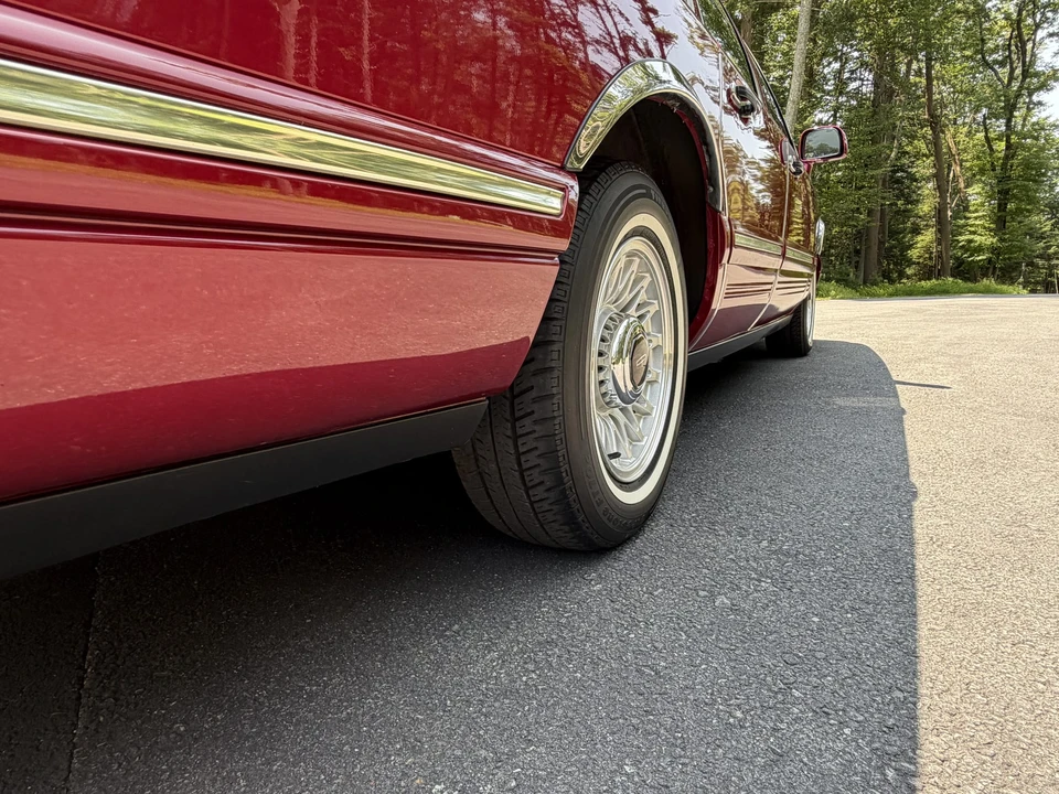 1995 Lincoln Town Car - Image 14 of 31