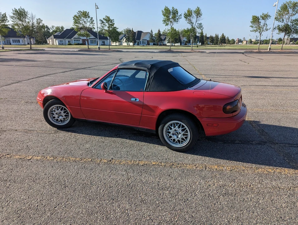 1995 Mazda NA MX-5 Miata - Image 21 of 31