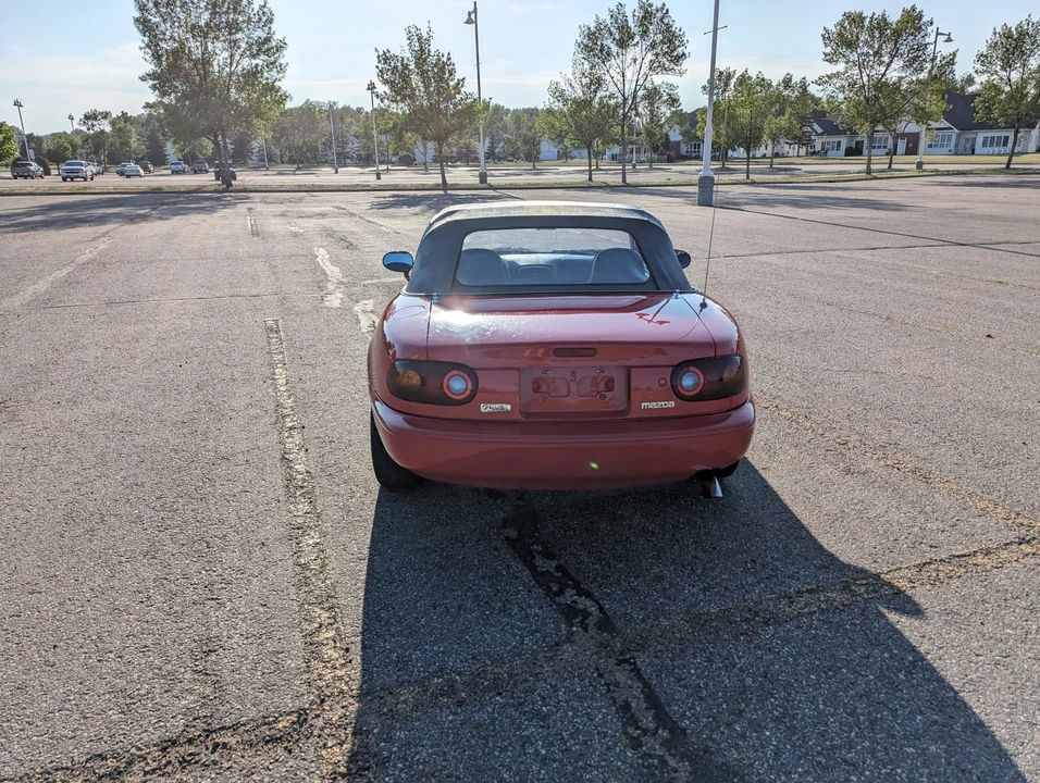 1995 Mazda NA MX-5 Miata - Image 18 of 31