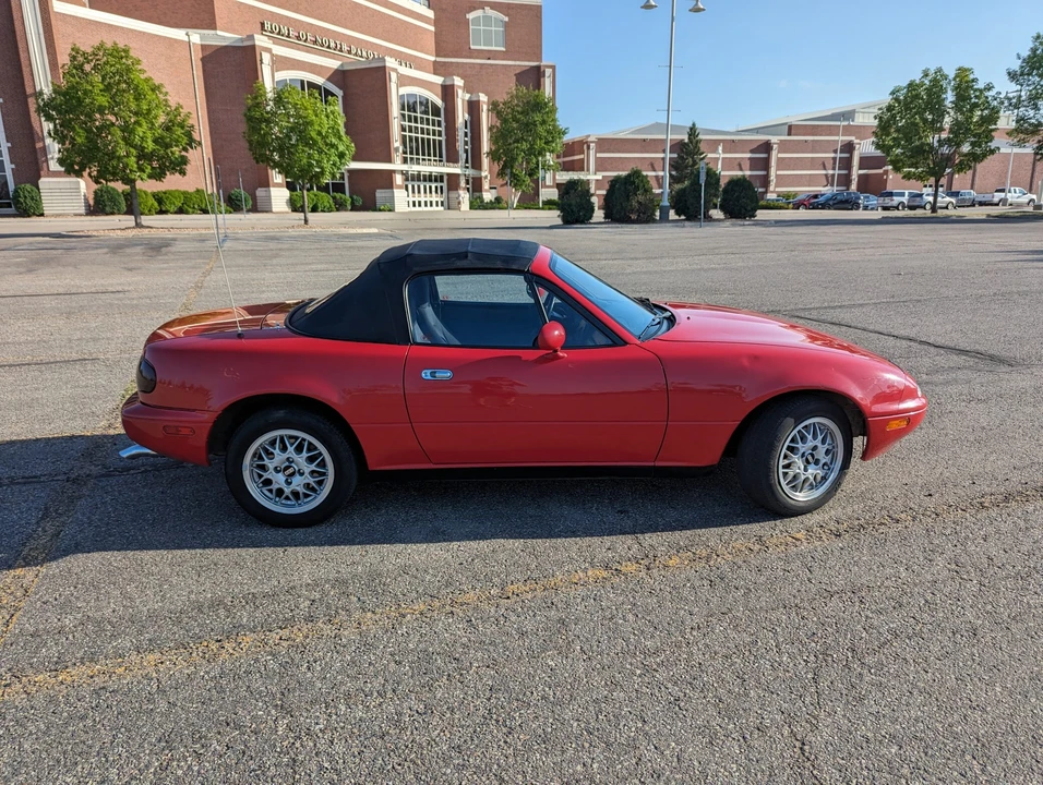 1995 Mazda NA MX-5 Miata - Image 14 of 31