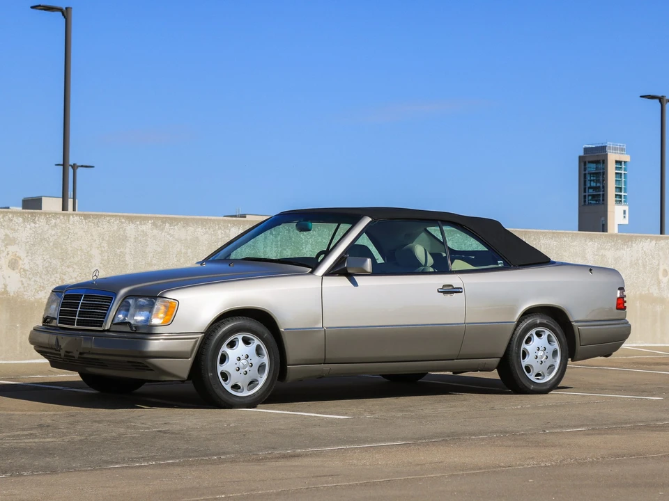 1995 Mercedes-Benz W124 E-Class - Image 14 of 31