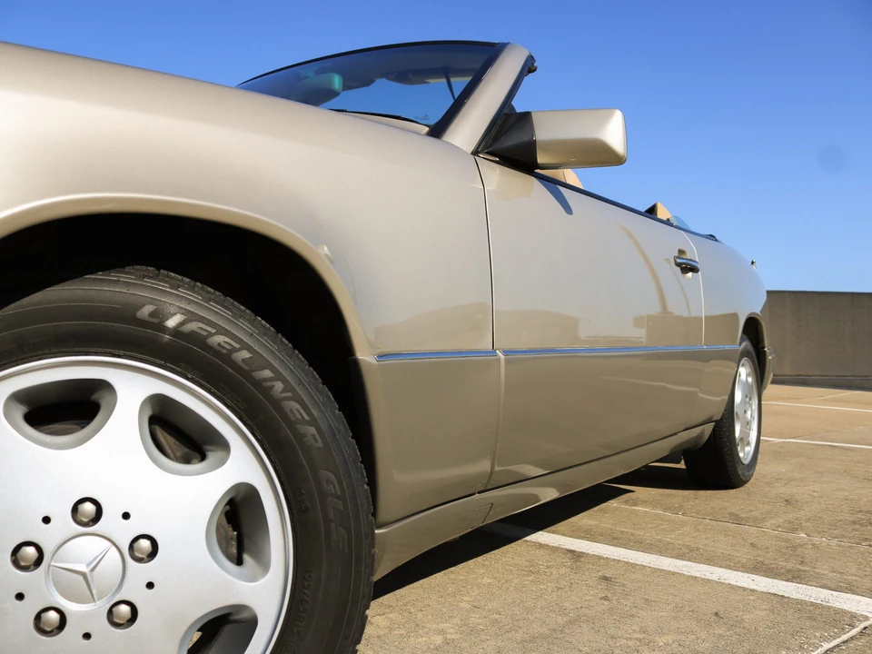 1995 Mercedes-Benz W124 E-Class - Image 27 of 31