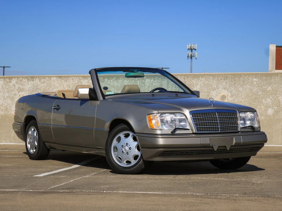 1995 Mercedes-Benz W124 E-Class - Image 2 of 31