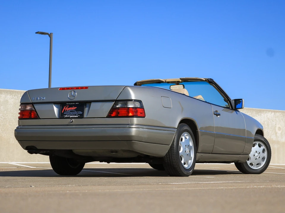 1995 Mercedes-Benz W124 E-Class - Image 9 of 31