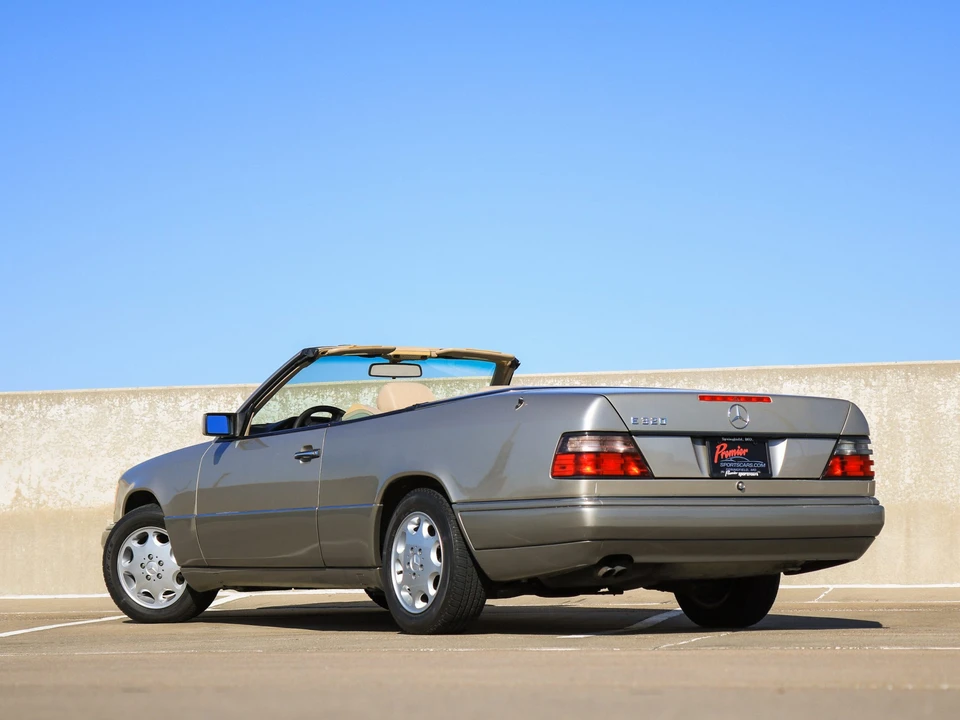 1995 Mercedes-Benz W124 E-Class - Image 11 of 31