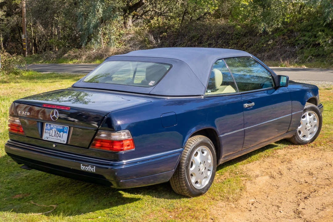 1995 Mercedes-Benz W124 E-Class - Image 13 of 31