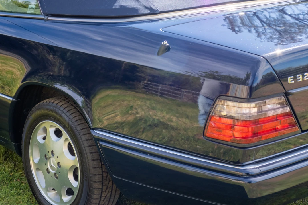 1995 Mercedes-Benz W124 E-Class - Image 30 of 31