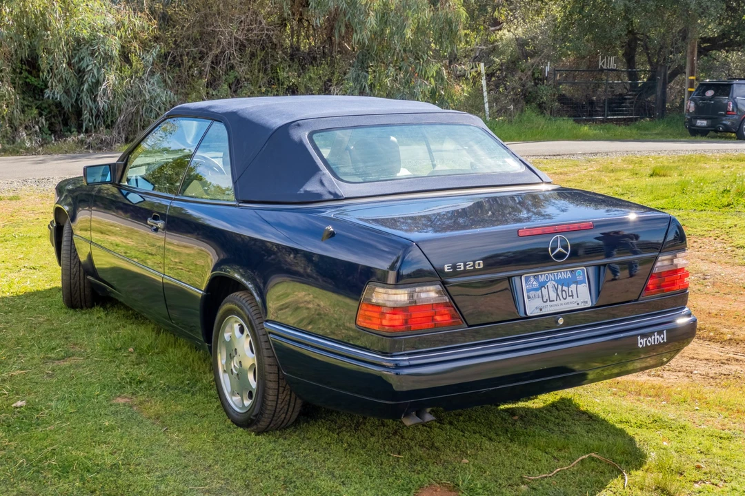 1995 Mercedes-Benz W124 E-Class - Image 9 of 31