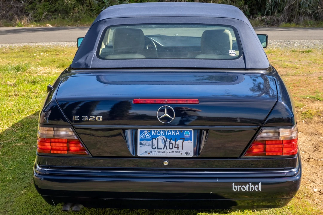 1995 Mercedes-Benz W124 E-Class - Image 12 of 31