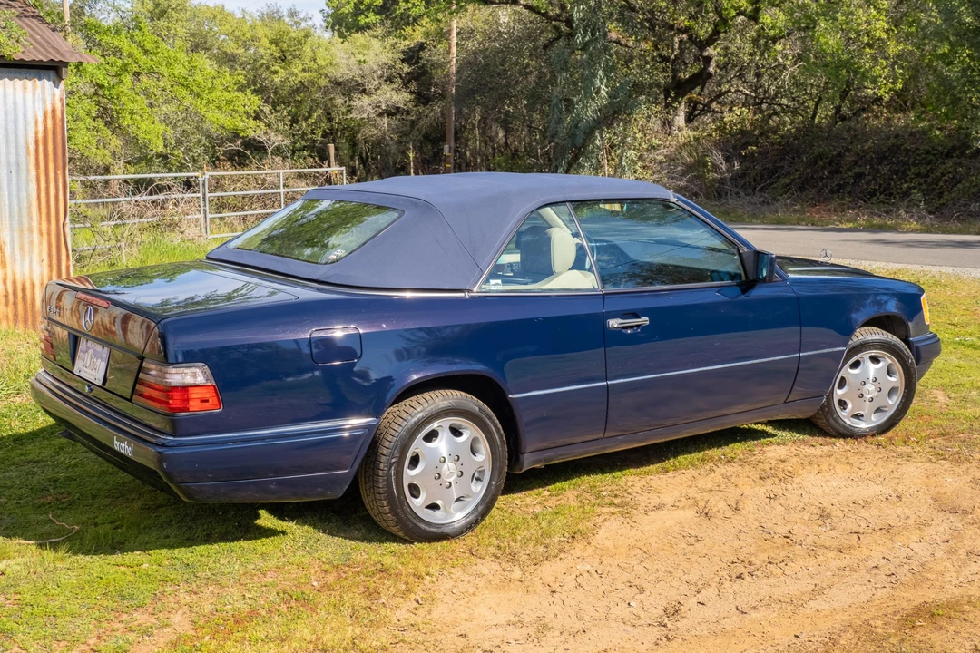 1995 Mercedes-Benz W124 E-Class - Image 16 of 31