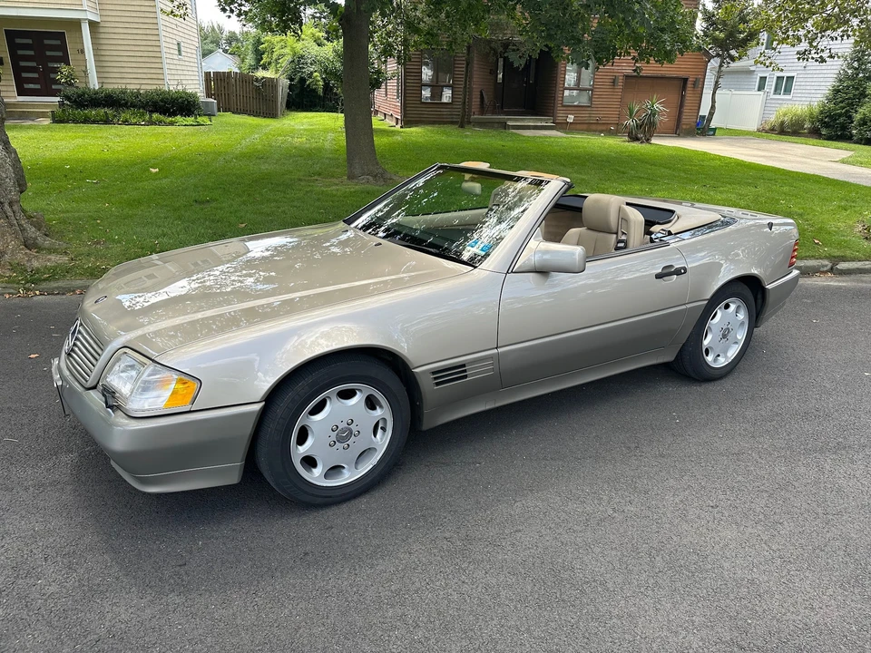 1995 Mercedes-Benz R129 SL-Class - Image 2 of 31