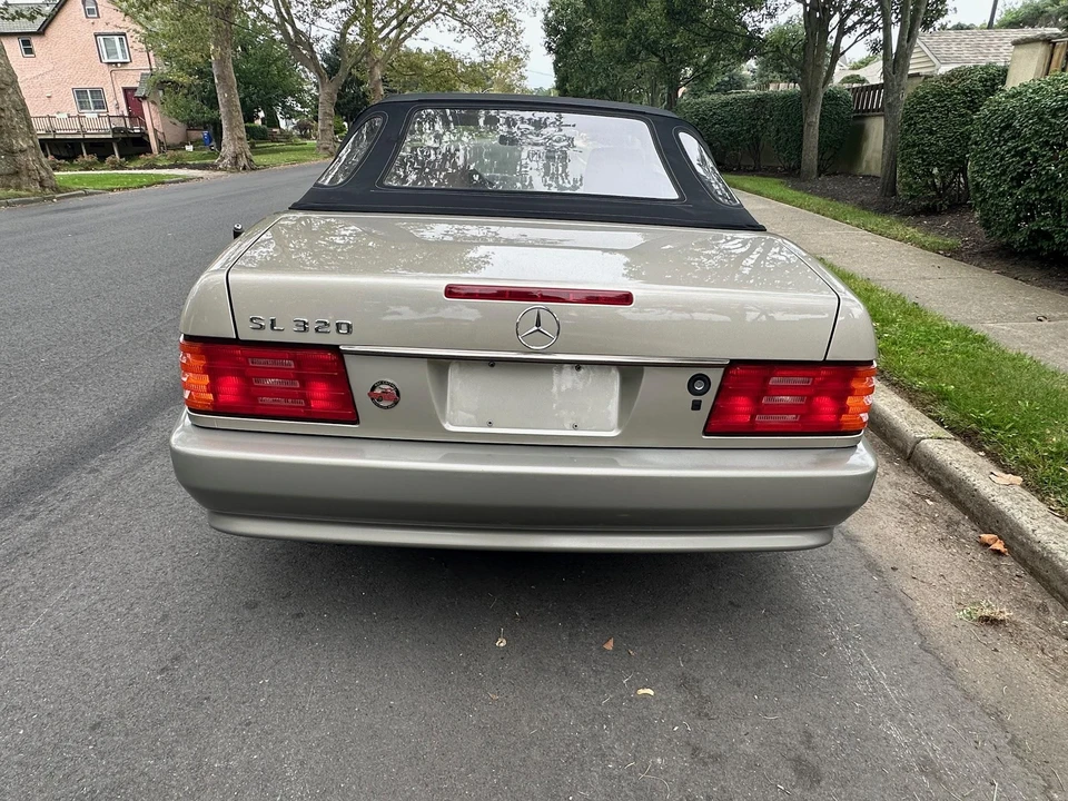 1995 Mercedes-Benz R129 SL-Class - Image 13 of 31