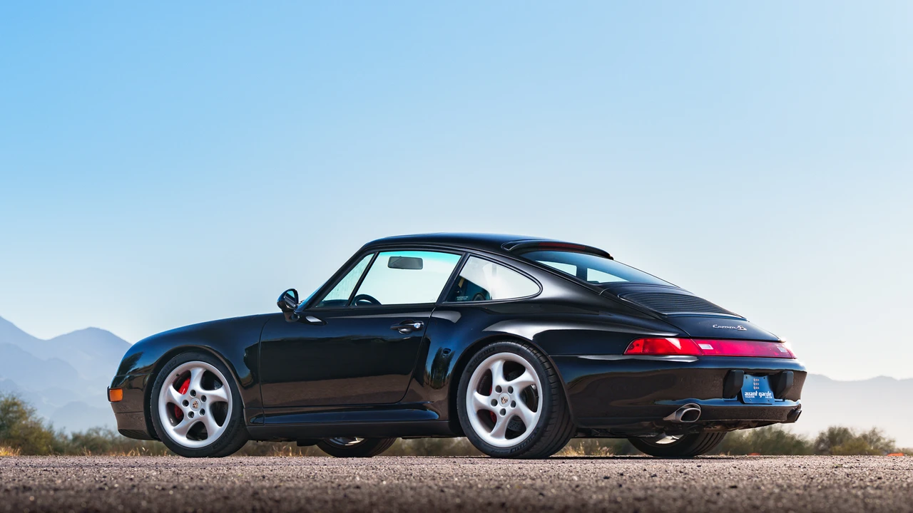 1996 Porsche 993 Carrera 4S - Image 24 of 31