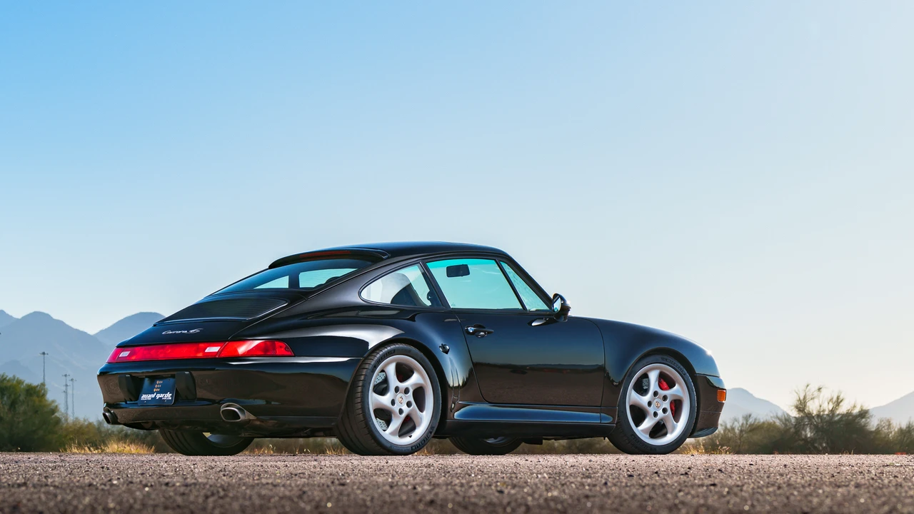 1996 Porsche 993 Carrera 4S - Image 26 of 31