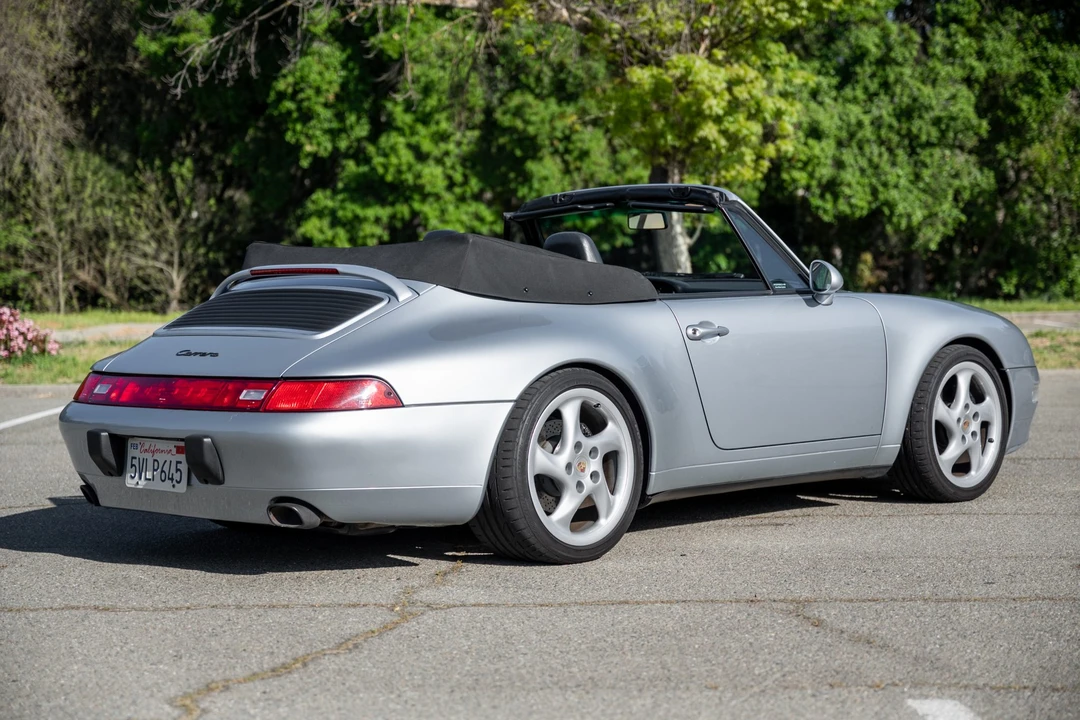 1996 Porsche 993 Carrera - Image 8 of 31