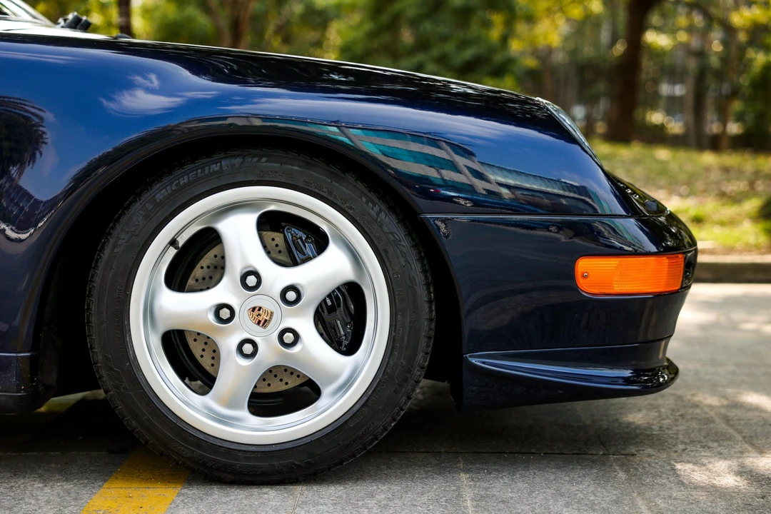 1996 Porsche 993 Carrera - Image 22 of 31