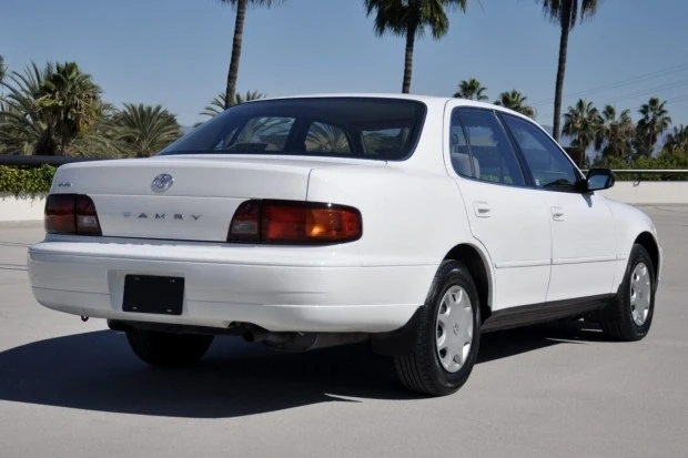 1996 Toyota Camry 3rd Gen - Image 2 of 7